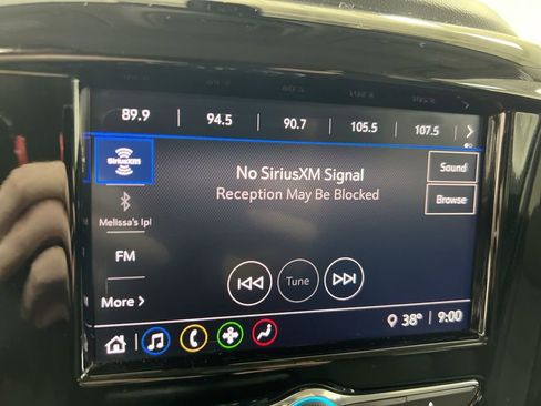 Used 2021 Chevrolet Traverse LT image 13