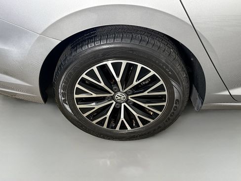 Used 2021 Volkswagen Jetta S w/ Driver Assistance Package image 32