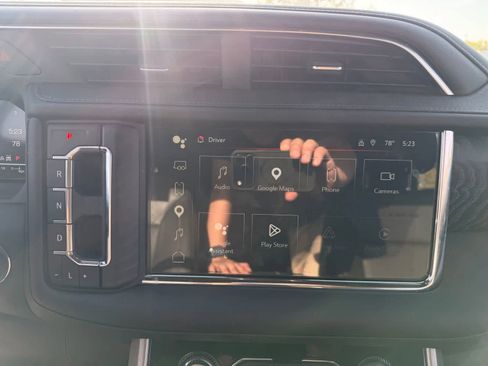 Used 2023 GMC Yukon XL Denali w/ Advanced Technology Package AWD/4WD image 14