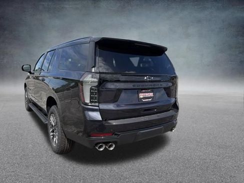 New 2026 Chevrolet Suburban Z71 w/ Comfort Package AWD/4WD image 9