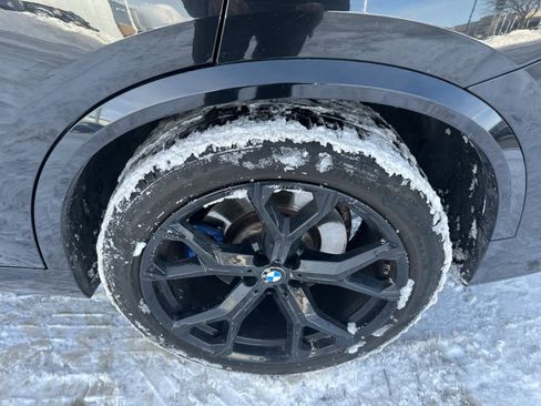 Used 2019 BMW X5 xDrive50i w/ M Sport Package image 12