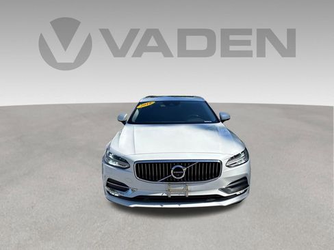 Used 2018 Volvo S90 T6 Inscription w/ Convenience Package AWD/4WD image 2