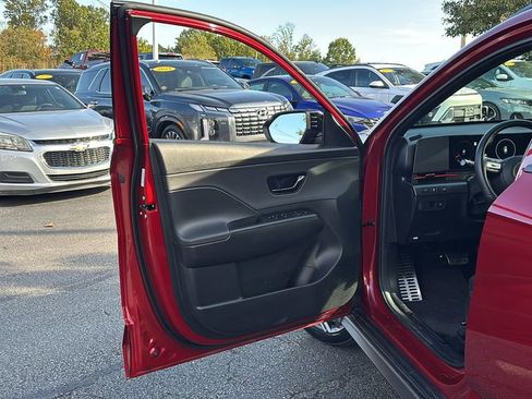 Used 2025 Hyundai Kona N Line S image 11