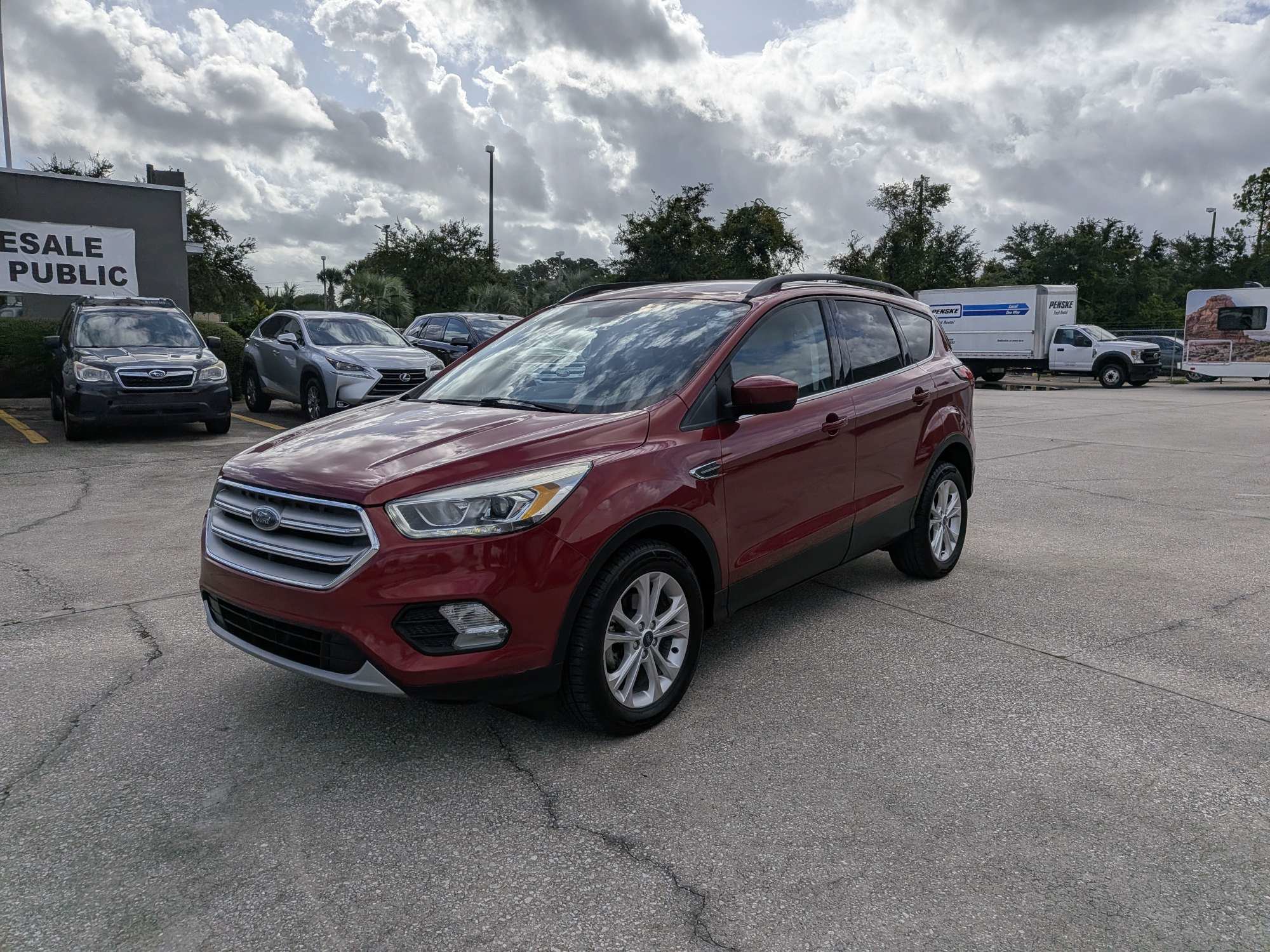Used 2019 Ford Escape SEL FWD image 8