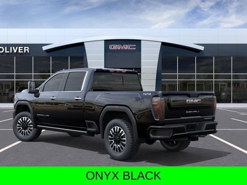New 2026 GMC Sierra 2500 Denali Ultimate AWD/4WD image 3