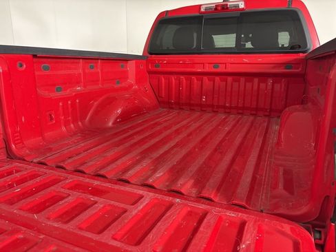Used 2020 Chevrolet Colorado Z71 AWD/4WD image 14