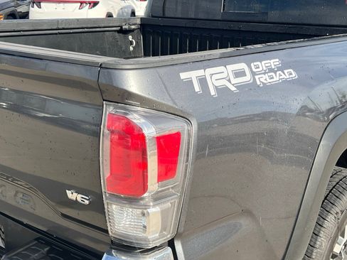 Used 2023 Toyota Tacoma TRD Off-Road image 14