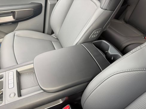 New 2026 Kia EV9 Light image 14