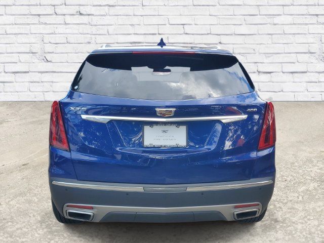 Certified 2023 Cadillac XT5 Premium Luxury w/ Technology Package FWD image 3