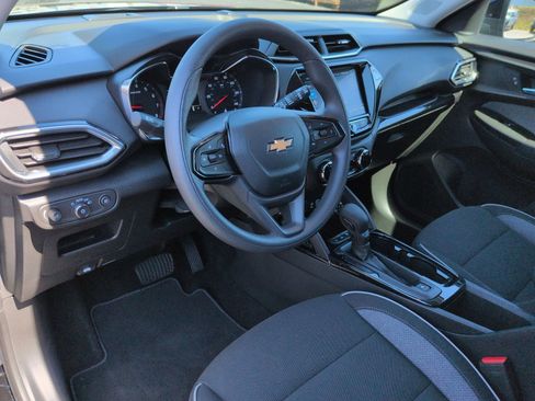 Certified 2023 Chevrolet TrailBlazer LT w/ Convenience Package image 10