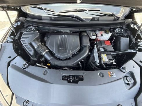 Used 2025 Buick Enclave Sport Touring w/ Power Package FWD image 28