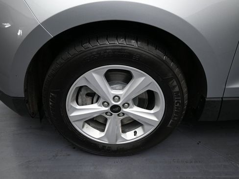 Used 2024 Ford Edge SE image 40