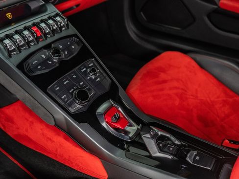 Used 2015 Lamborghini Huracan LP 610-4 image 59