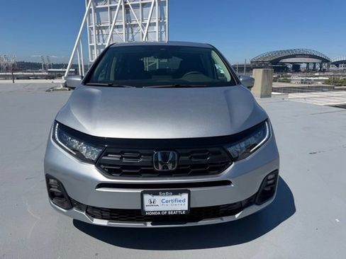 Certified 2026 Honda Odyssey EX-L image 12