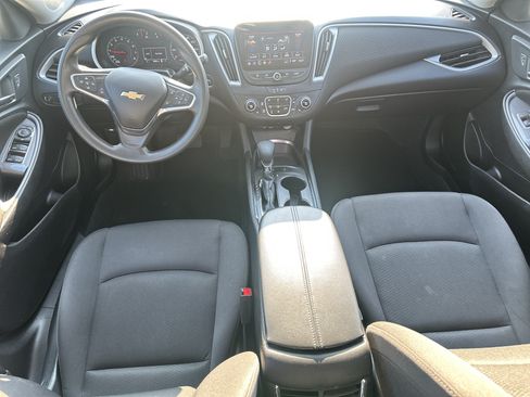 Used 2024 Chevrolet Malibu LT FWD image 22