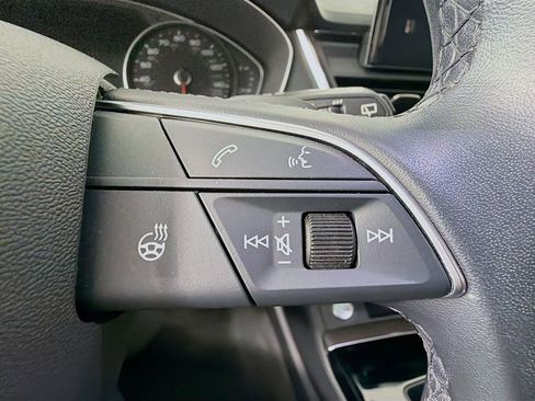 Used 2021 Audi Q5 2.0T Premium image 12