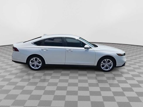Certified 2025 Honda Accord LX image 9