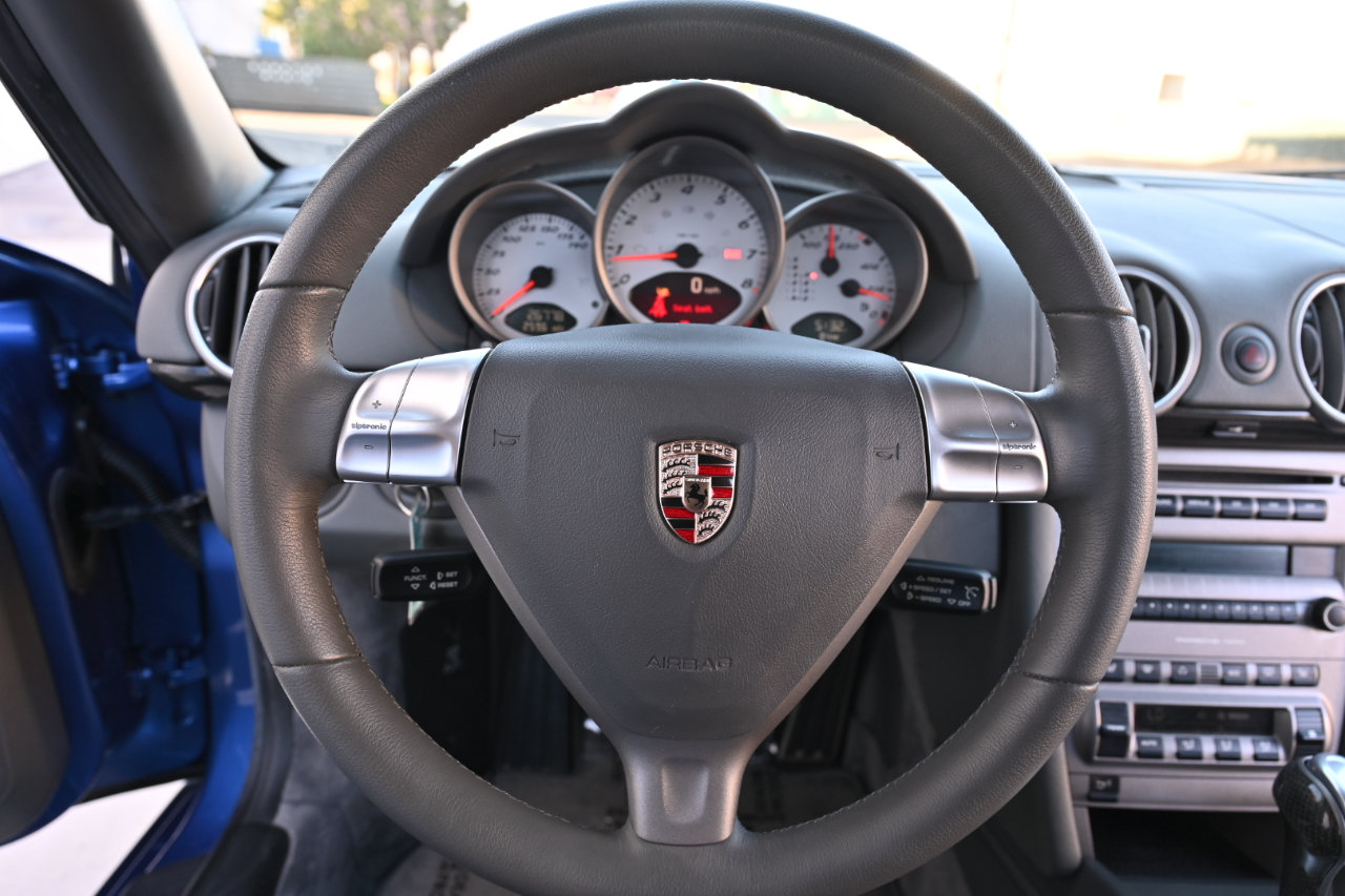 Used 2007 Porsche Cayman S RWD image 17