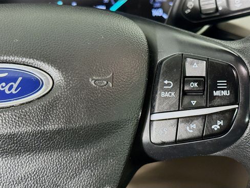 Used 2020 Ford Escape SE image 14