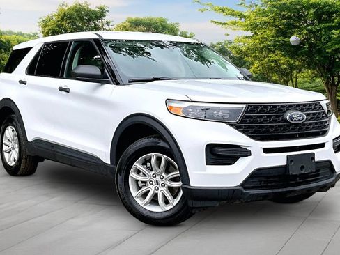 Used 2021 Ford Explorer 4WD image 1