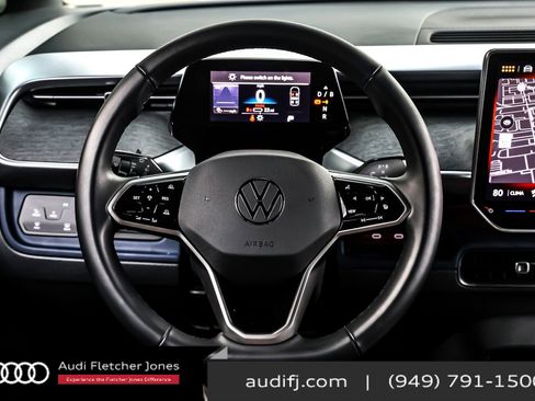 Used 2025 Volkswagen ID. Buzz Pro S image 18