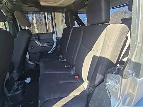Used 2016 Jeep Wrangler Unlimited Sport image 17