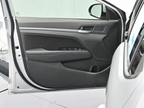 Used 2019 Hyundai Elantra SEL w/ Cargo Package image 10