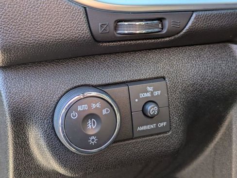 Used 2015 Chevrolet Traverse LT w/ Style and Technology Package FWD image 14