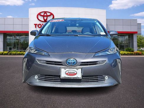 Used 2019 Toyota Prius LE AWD/4WD image 2