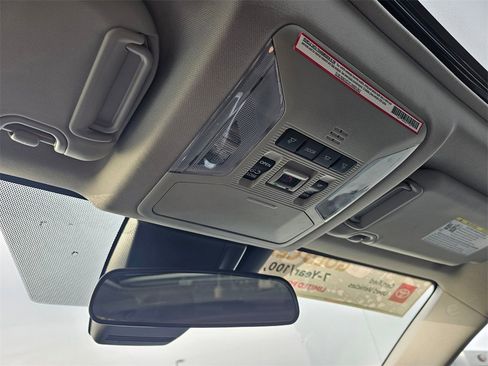 Used 2024 Toyota RAV4 XLE Premium image 28