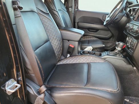 Certified 2021 Jeep Wrangler Unlimited Sahara image 21