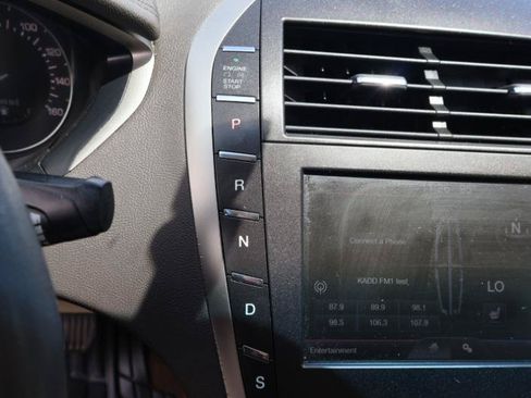 Used 2014 Lincoln MKZ FWD image 20