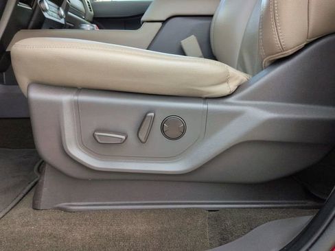 Certified 2020 Ford Expedition Max XLT w/ Equipment Group 202A image 21