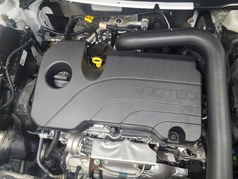 Used 2023 Chevrolet Equinox LT w/ Driver Convenience Package image 30