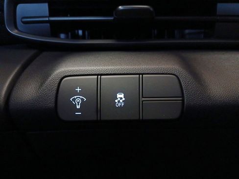 New 2026 Hyundai Elantra Sport FWD image 18