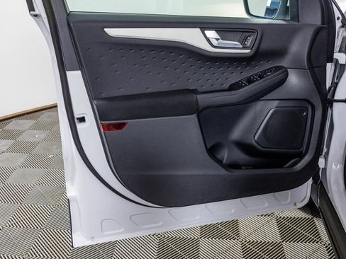 Used 2020 Ford Escape SE AWD/4WD image 35