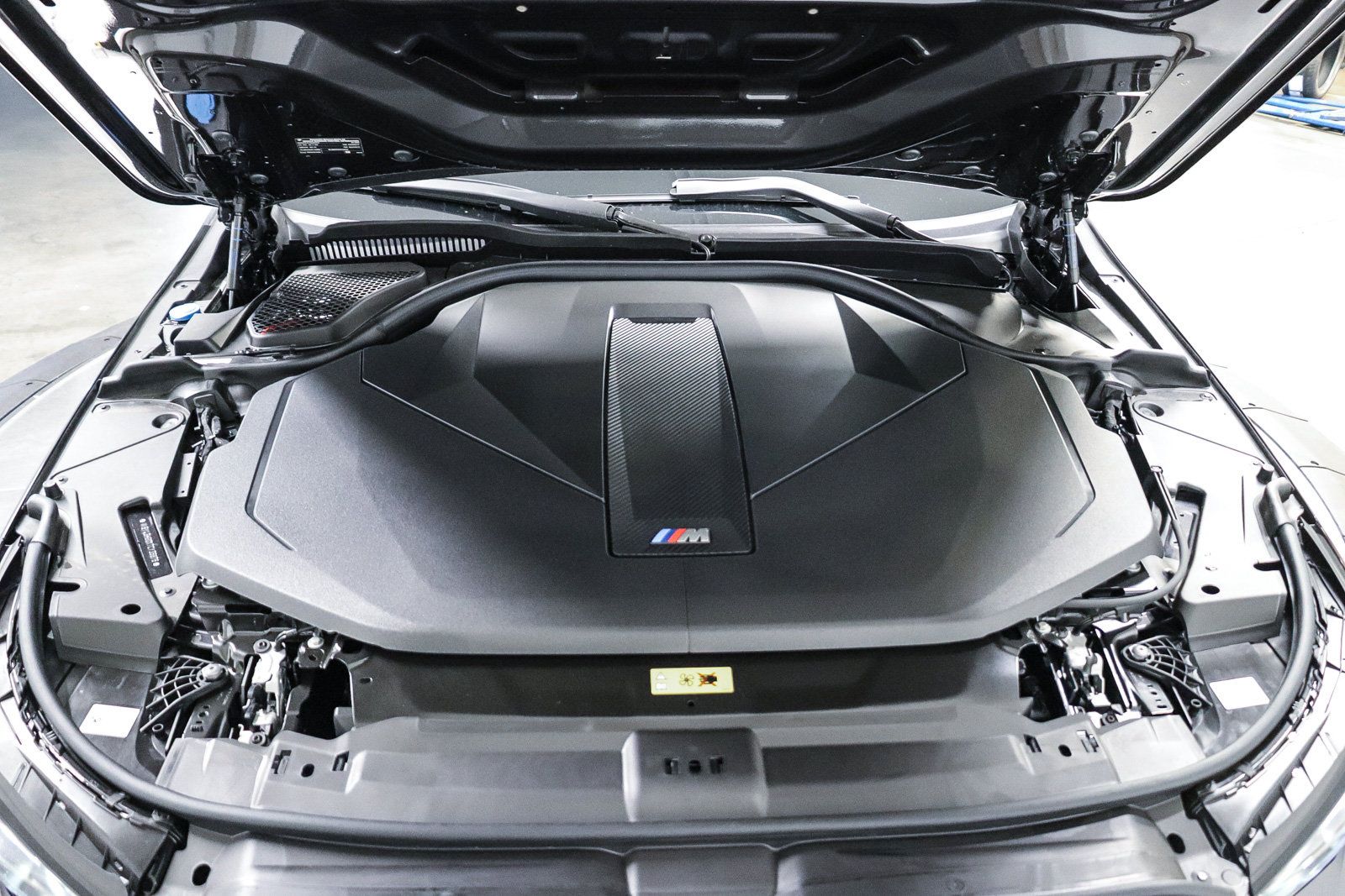 New 2026 BMW i5 M60 w/ Premium Package AWD/4WD image 28