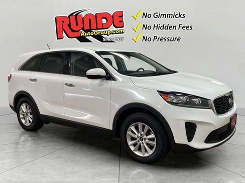 Used 2019 Kia Sorento FWD image 1