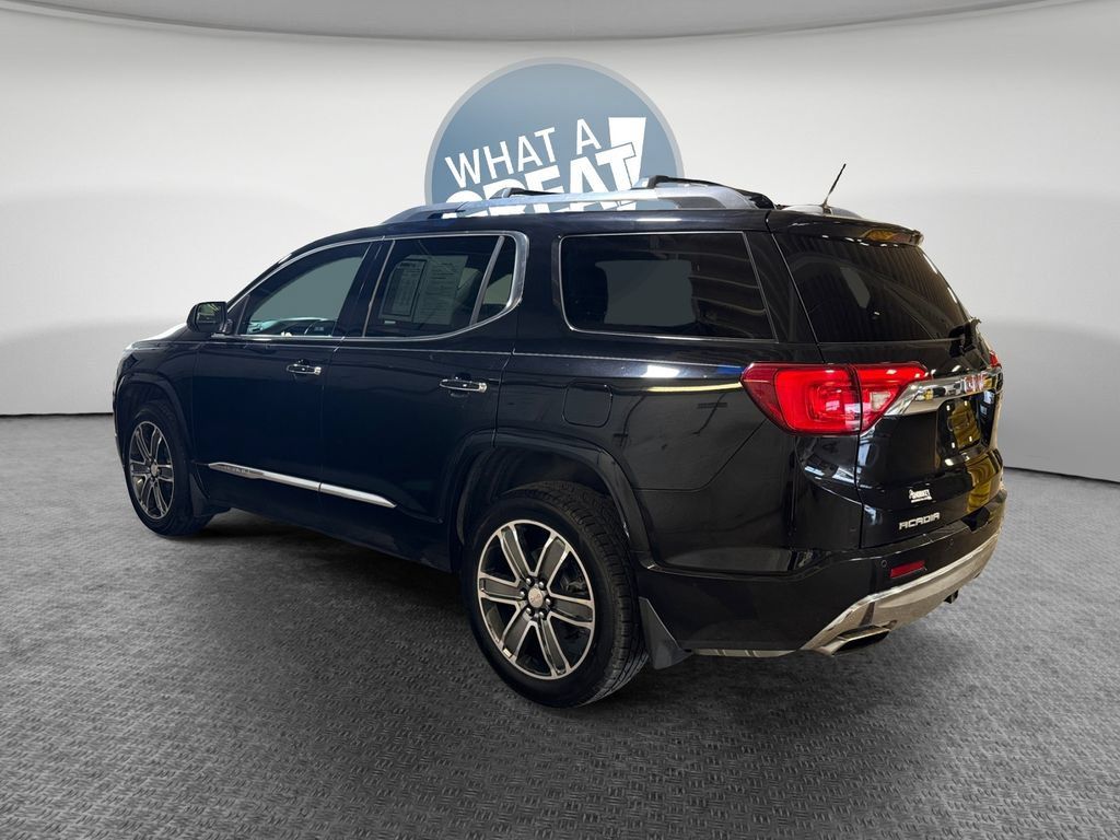 Used 2019 GMC Acadia Denali w/ Technology Package AWD/4WD image 6