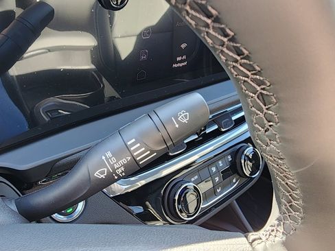 New 2026 Buick Envista Sport Touring w/ Studio Series image 23