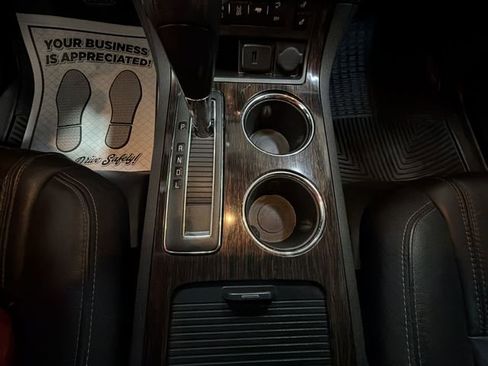 Used 2015 Chevrolet Traverse LT image 20