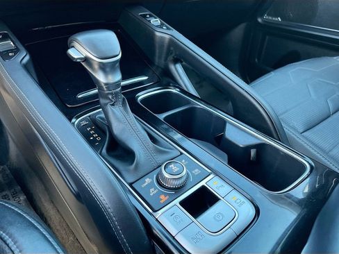 Used 2022 Kia Telluride SX w/ SX Prestige Package AWD/4WD image 17