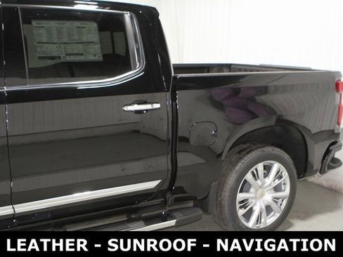 New 2025 Chevrolet Silverado 1500 High Country w/ High Country Premium Package image 10