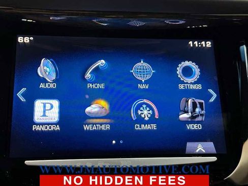 Used 2015 Cadillac Escalade Platinum image 31