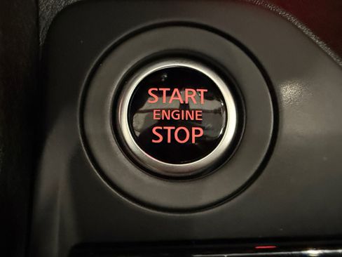 Used 2025 Nissan Sentra S w/ Lighting Package FWD image 32