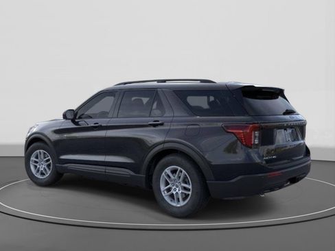 New 2026 Ford Explorer Active RWD image 4