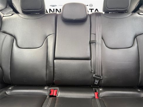 Used 2020 Jeep Renegade Limited w/ UConnect 8.4 Nav Group image 16