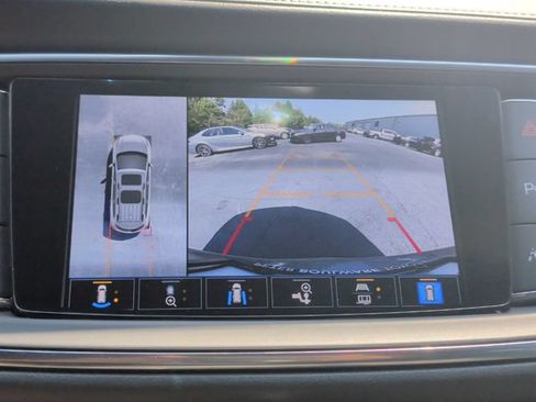 Used 2023 Buick Enclave Avenir w/ Avenir Technology Package AWD/4WD image 26