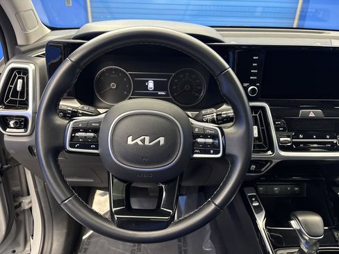 Used 2022 Kia Sorento SX AWD/4WD image 14
