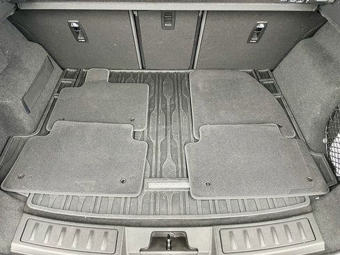 Certified 2024 Land Rover Range Rover Evoque S image 34